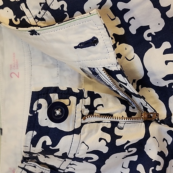 Lilly Pulitzer Navy Tusk In Sun Callahan Short Elephant Elephants Women's Size 2 - Picture 13 of 16